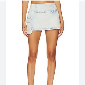 Pippa Skirt in Light Denim
BY.DYLN
Color: Light Denim